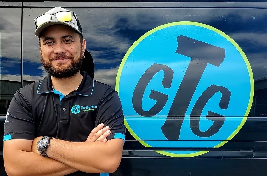Chris - Glazier